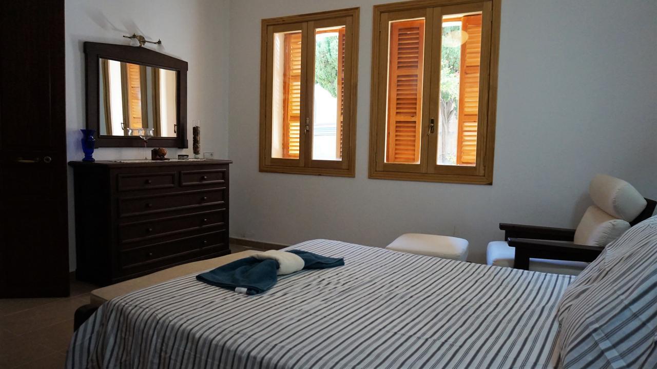 Born 23 - House With Pool In The Centre Of Lluchmayor. Free Wifi Llucmajor  Bagian luar foto