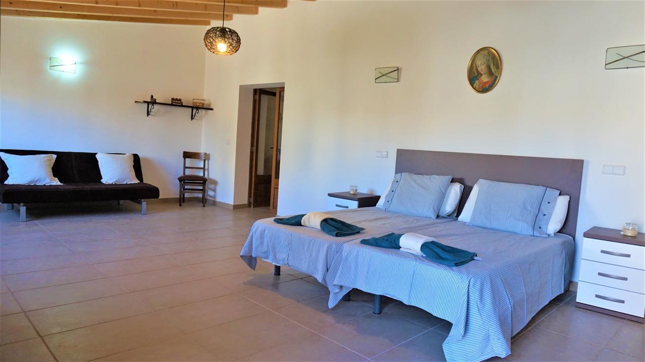 Born 23 - House With Pool In The Centre Of Lluchmayor. Free Wifi Llucmajor  Bagian luar foto